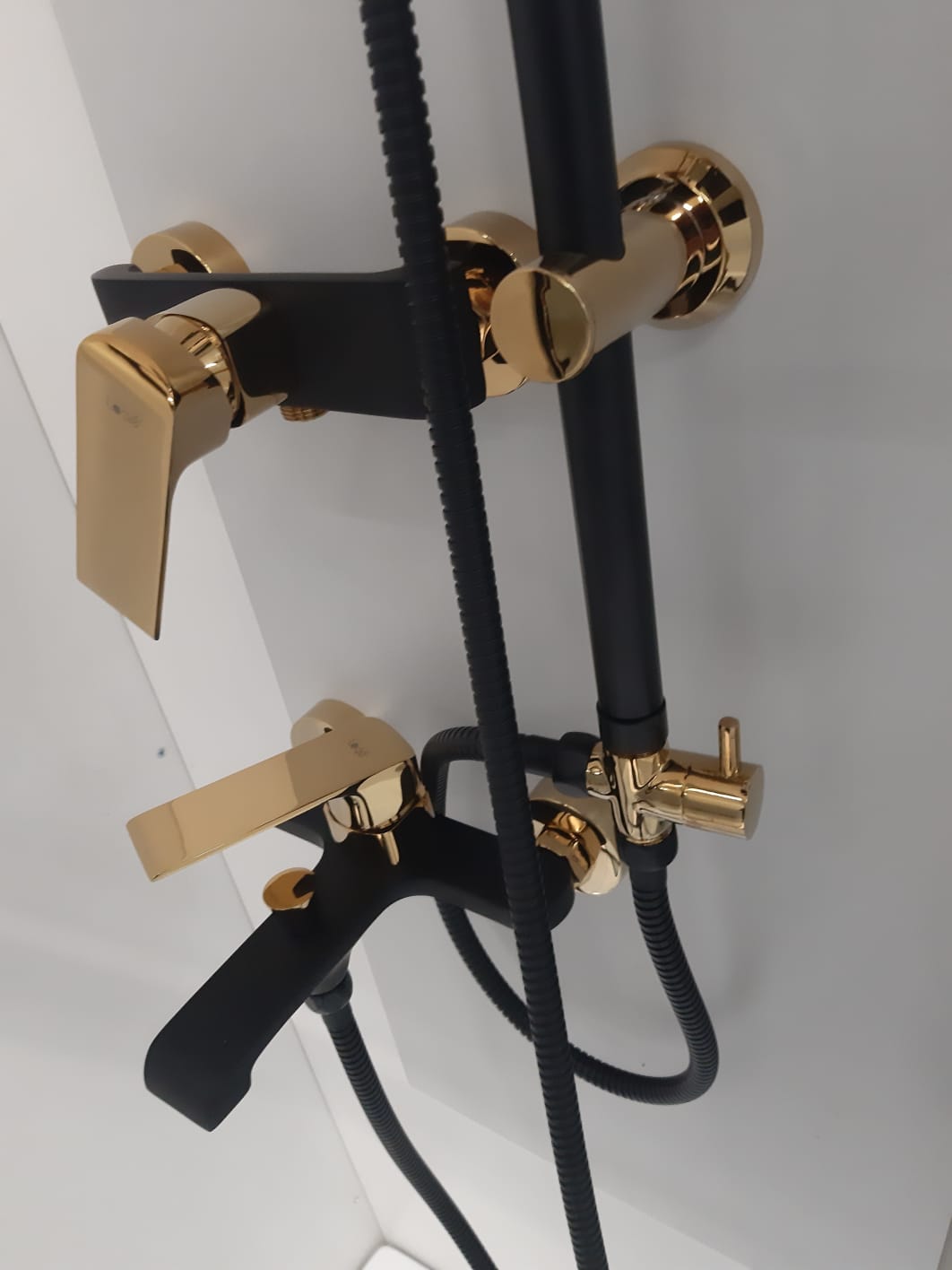 d378af5f2f19e4efad72d33ea7ae7416